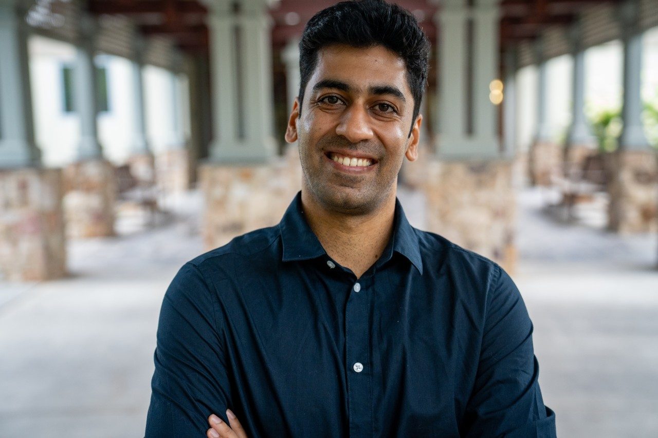Portrait of Atul Mantri